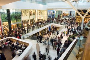 crowded mall - Holiday Season Accidents & Injuries - The Eberst Law Firm